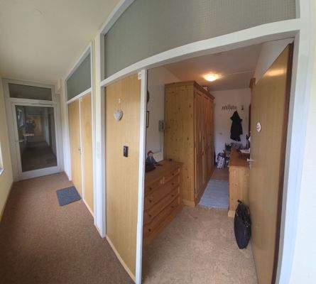 Flur und Eingangsbereich Liegenschaft 