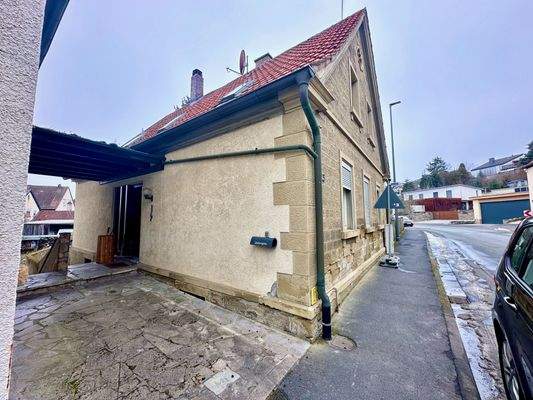 Zugang von der Straße 