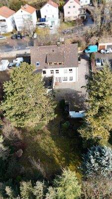 Luftansicht mit Garten