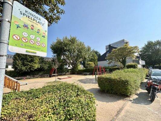 Spielplatz in verkehrsberuhigter Lage
