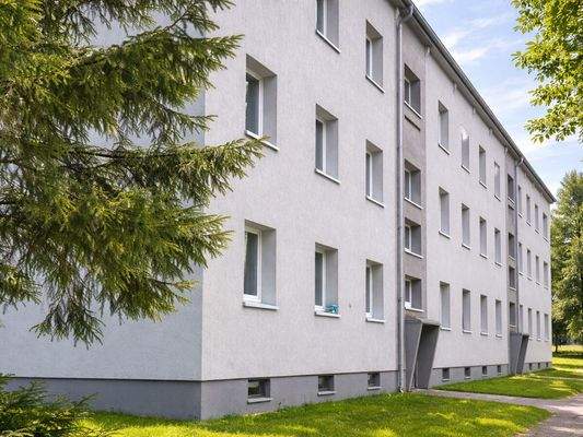 Hauseingang // KI optimiert