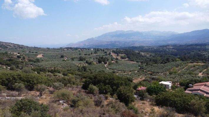 Kreta, Kaina: Grundstück mit herrlichem Bergblick zu verkaufen