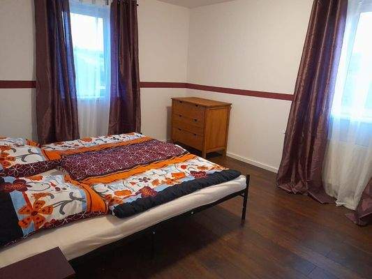 Zimmer mit sep. Dusche.jpg