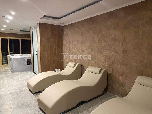 Properties in a Complex with Water Park in Avsallar Alanya