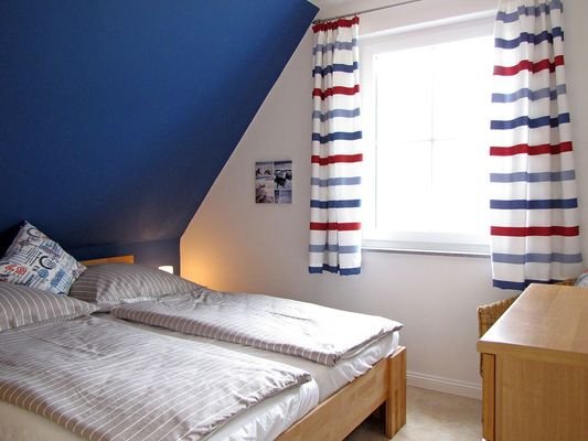 Schlafzimmer 2