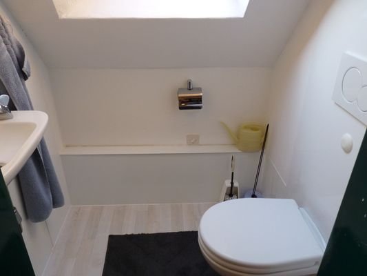 Wohnung Dachgeschoss Gäste WC