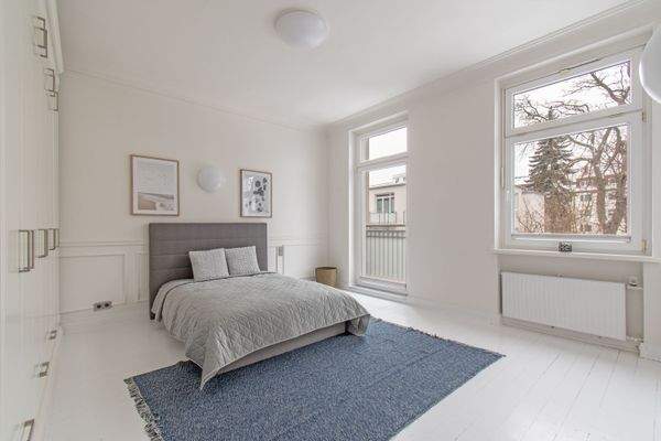 Master-Bedroom: ruhig gelegen mit Blick in den Garten