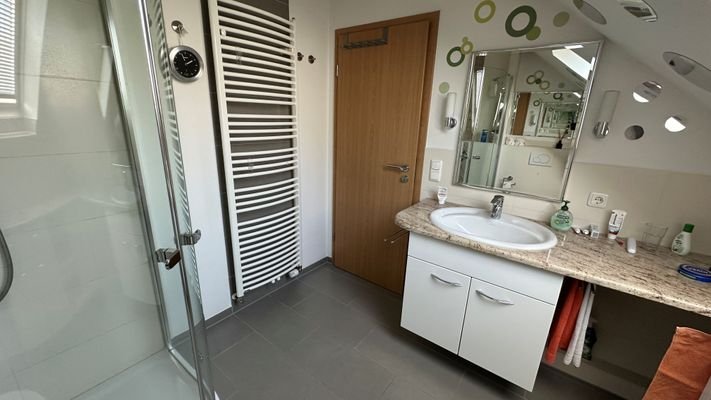 Duschbad OG (2)