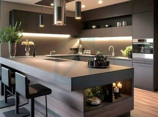 Küche mit Kochinsel 