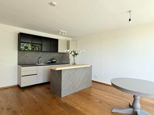 Küche und Esszimmer