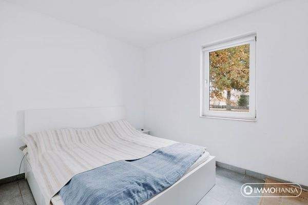 EG rechts Schlafzimmer