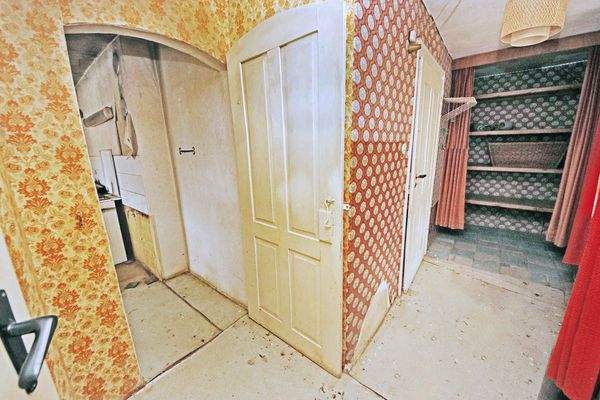 Flur im OG (Einliegerwohnung im Klinkerbau)