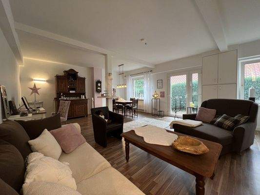 Wohn- und Essbereich