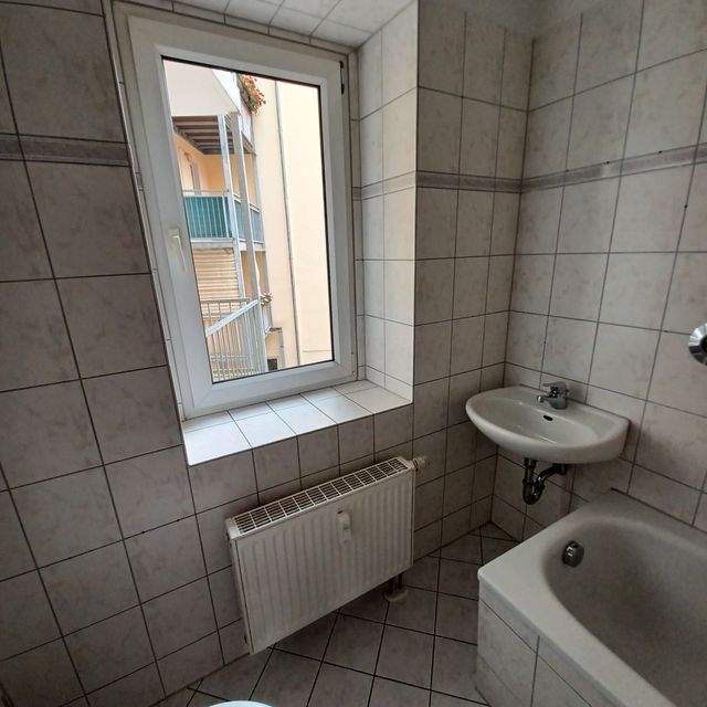 1,5 Zimmer Wohnung Gera ab sofort zu vermieten - Foto 4