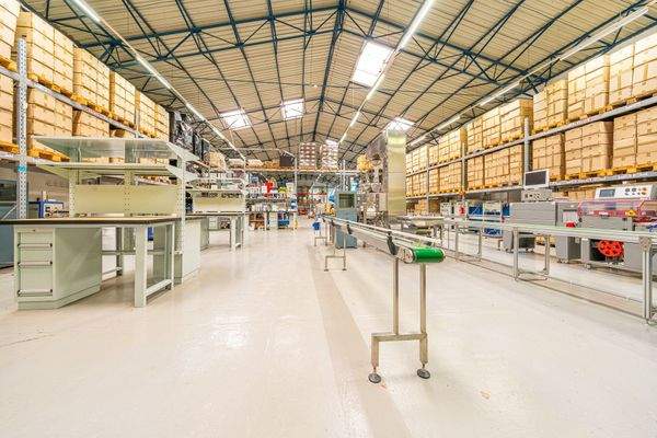 Produktionshalle (Gebäude 1)