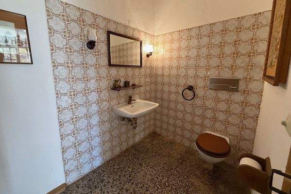 komfortables Gäste-WC