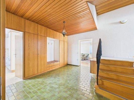 CAM04191G0-PR0028-STILL001