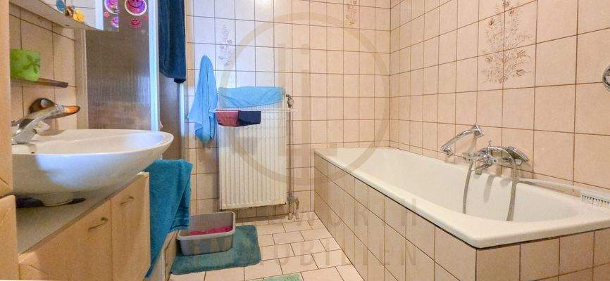 08-Oberfer-Westend-Wohnung-Bad-WC