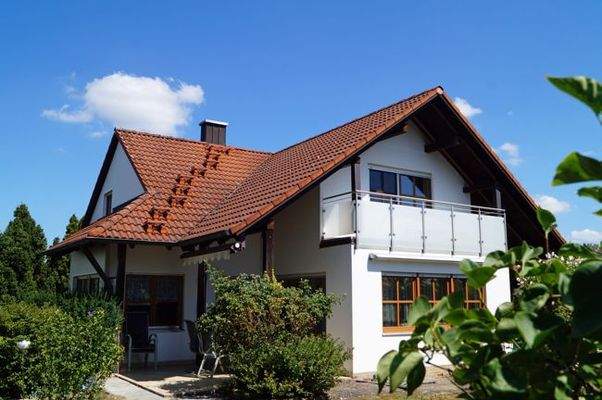 Strassenansicht Haus