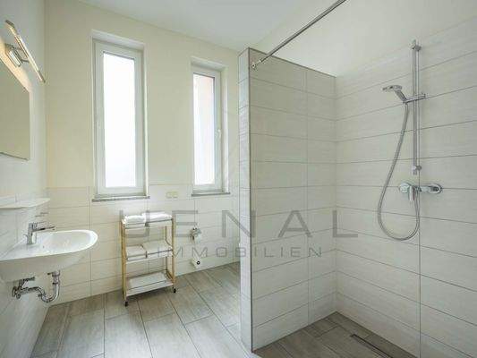 EG: Badezimmer