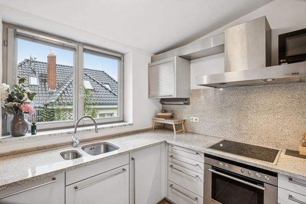 Siemens-Küche mit allen notwendigen Elektrogeräten