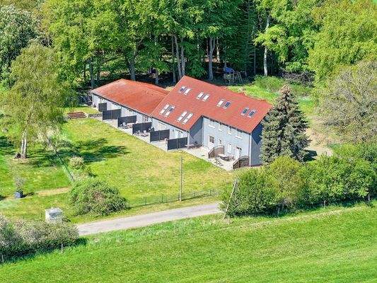 Ansicht des gesamten Gebäudekomplexes