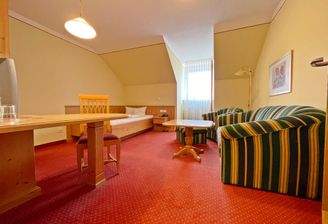 Wohn- Schlafbereich (3).jpg