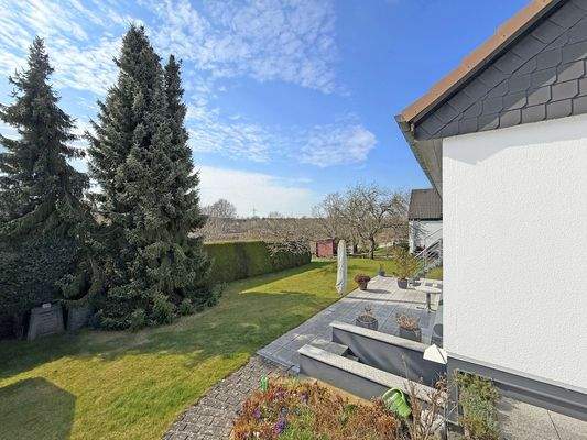 Hamberge Haus Garten+Blick hinten raus