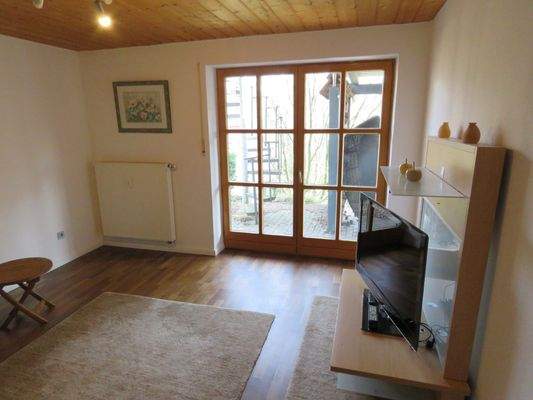 Wohnzimmer mit Ausgang auf die Terrasse ELW 