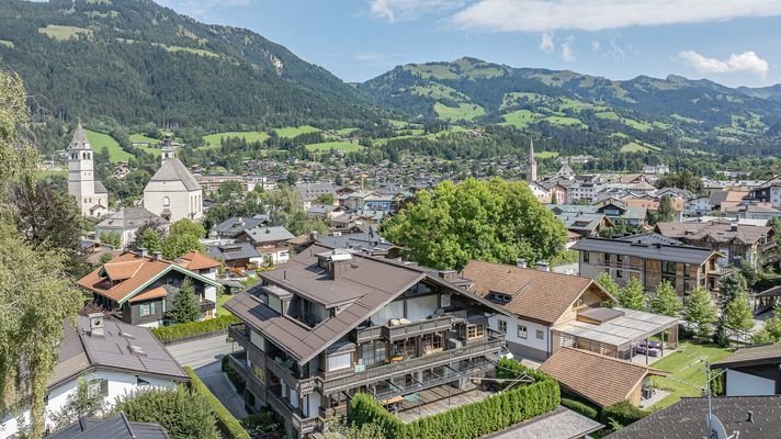 KITZIMMO-Luxuswohnung mit Pool in zentraler Toplage - Immobilien Kitzbühel.