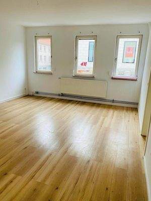 (1.OG) Wohnzimmer Geb. 2