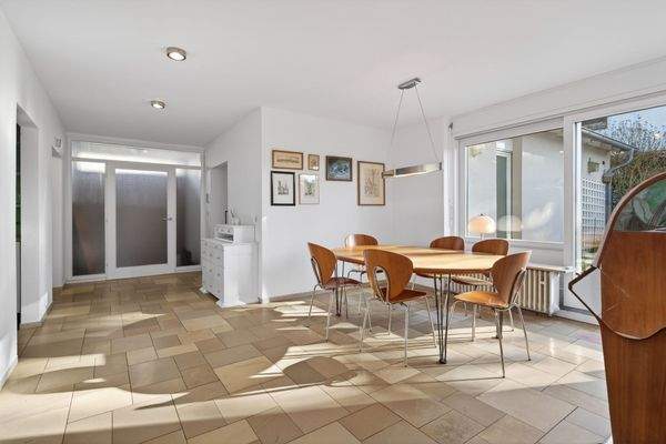 Essbereich und Flur Erdgeschoss