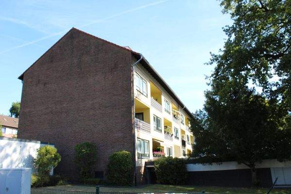 Rückseite Mehrfamilienhaus