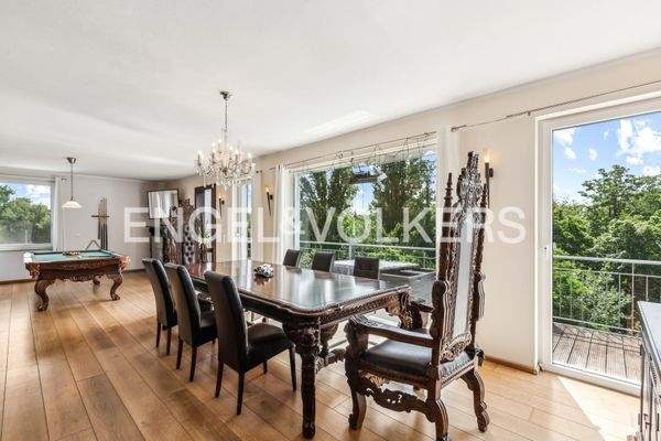 EV - Essbereich mit Zugang zum Balkon