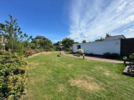 Grundstück hinter dem Haus