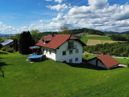 freistehendes Wohnhaus