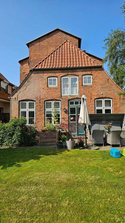 Meldorf Renditeobjekte, Mehrfamilienhäuser, Geschäftshäuser, Kapitalanlage