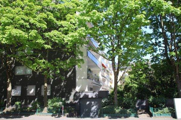 Garten und Tiefgarage