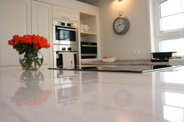 elegante Granitarbeitsplatte