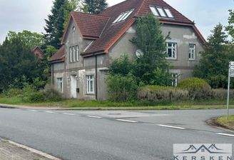 Süd-West Straßen Ansicht Haupthaus