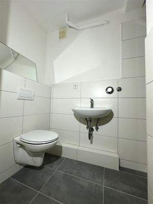 Badezimmer mit Dusche