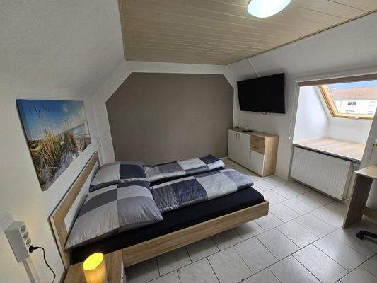  Wohn- und Schlafbereich