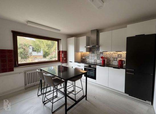 Küche 1 - (KI generiert)