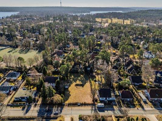 Aerial view – Location in the Kladow district