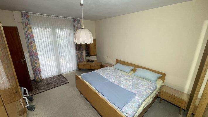 Schlafzimmer1
