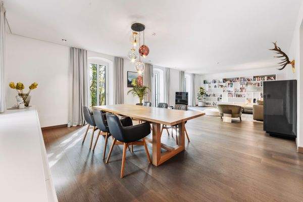 Wohnen + Essen 1.JPG