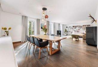 Wohnen + Essen 1.JPG