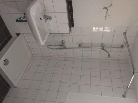 Musterbad mit Dusche