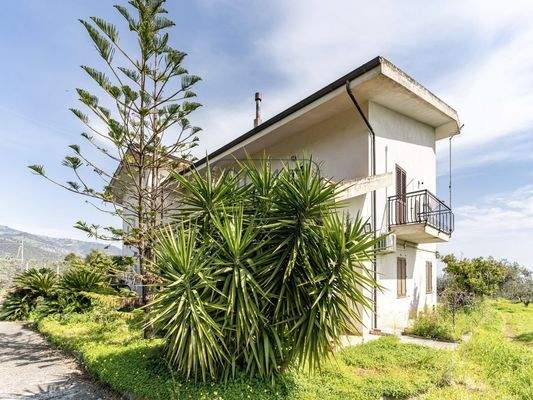 Freistehende Villa an der Ionischen Riviera Kalabriens in Villapiana - Italien