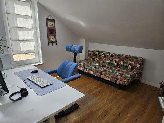Zimmer 1 / Arbeitszimmer